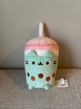Pusheen bubble tea plush